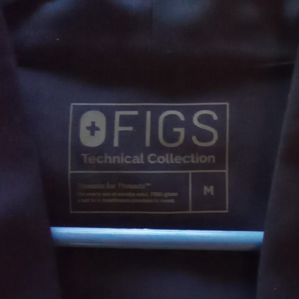 FIGS Top